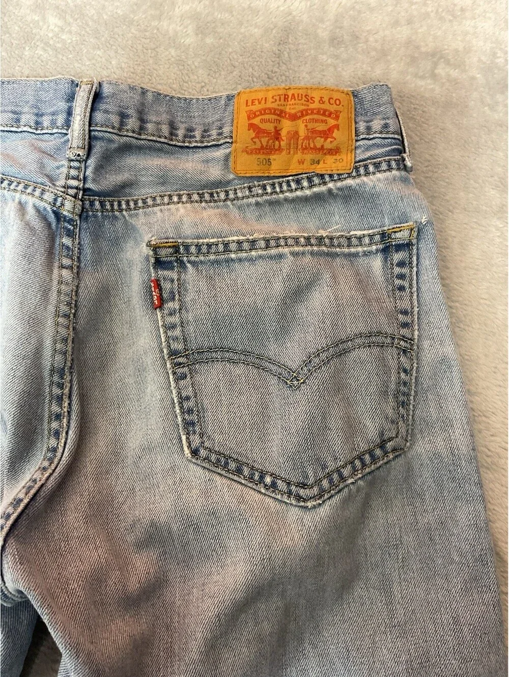 LEVIS 505 Regular Fit MEN'S Jeans Size 34 X 29 Light Wash Distressed